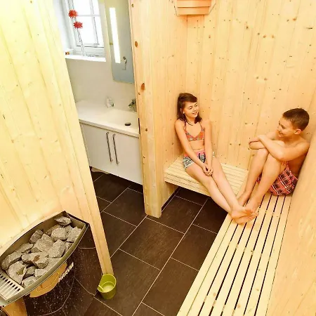 Tatil Evi 10 Person In Bl Vand *