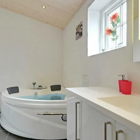 Tatil Evi 10 Person In Bl Vand