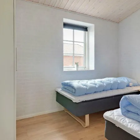 10 Person In Bl Vand Tatil Evi